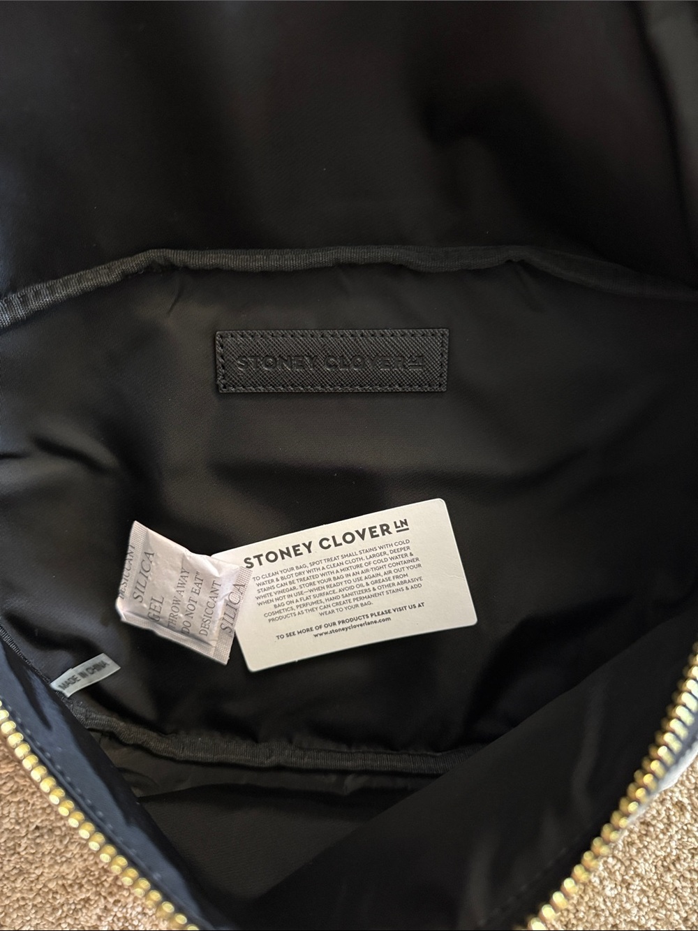 Stony Clover Lane Jumbo Fanny Pack, Noir Buffalo Plaid, NWT - Picture 9 of 16
